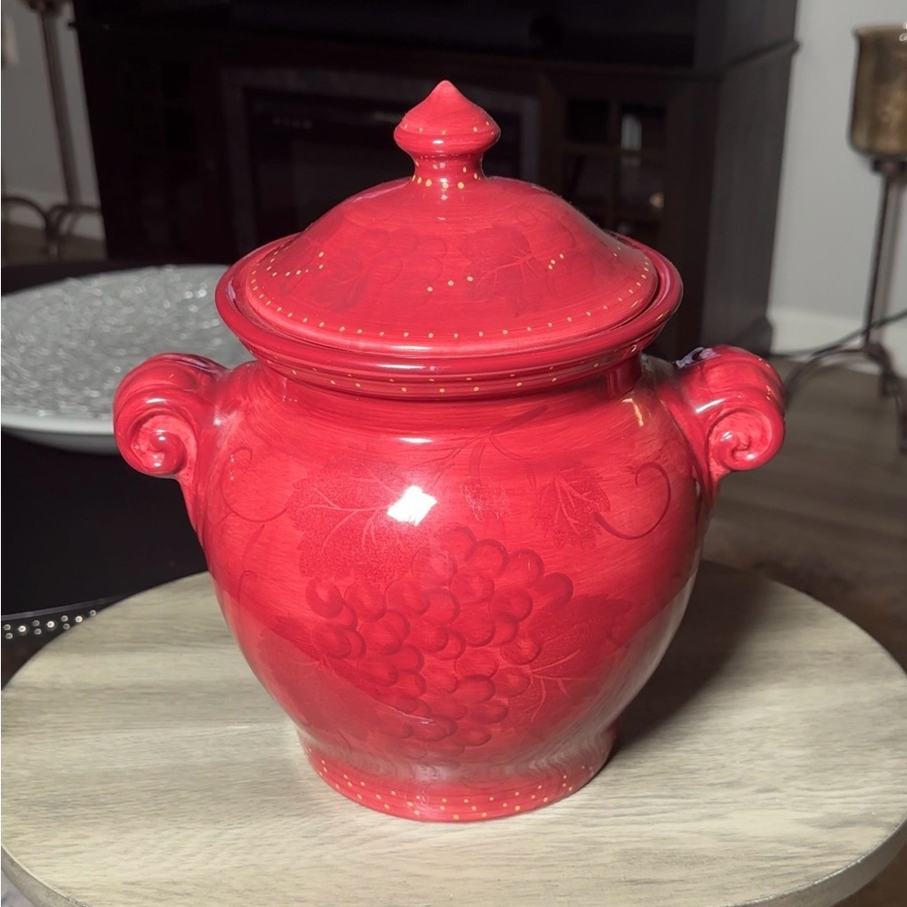 Pier 1 Cookie Jar Burgundy Earthenware Grapes Leaves Hand Painted Canister 12”